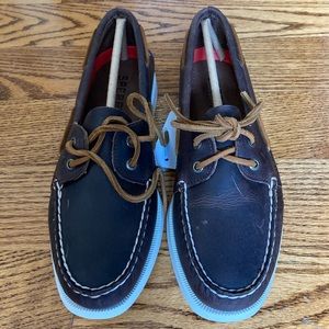 Sperry boat shoes women’s size 8